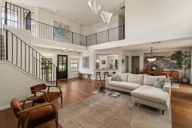 6529 Heron DR, Austin, TX 78735