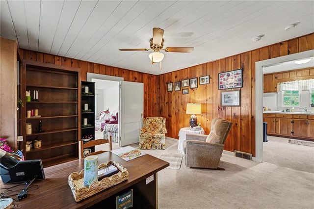 133 Mountain View Road, King, NC 27021