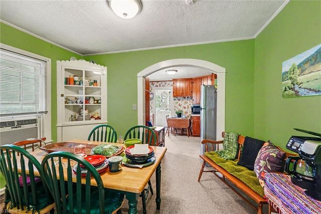 133 Mountain View Road, King, NC 27021