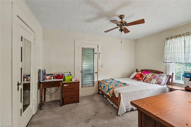 133 Mountain View Road, King, NC 27021