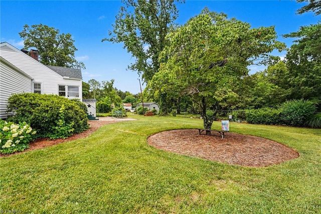 133 Mountain View Road, King, NC 27021