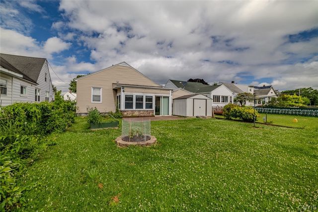 107 Brookland Drive, Salina, NY 13208