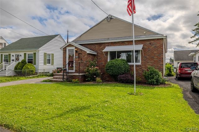 107 Brookland Drive, Salina, NY 13208