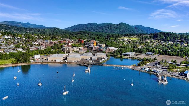 910 Harris Avenue #304, Bellingham, WA 98225