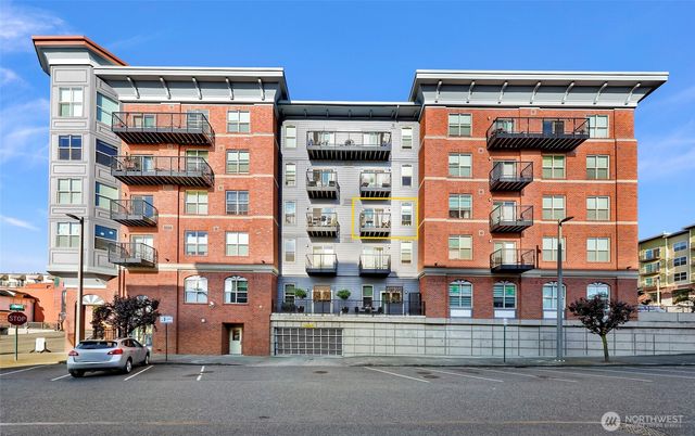 910 Harris Avenue #304, Bellingham, WA 98225