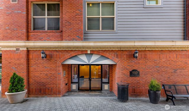 910 Harris Avenue #304, Bellingham, WA 98225