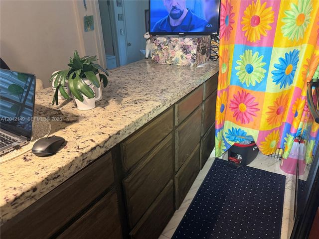 2305 NE 135th Ter, North Miami Beach, FL 33181