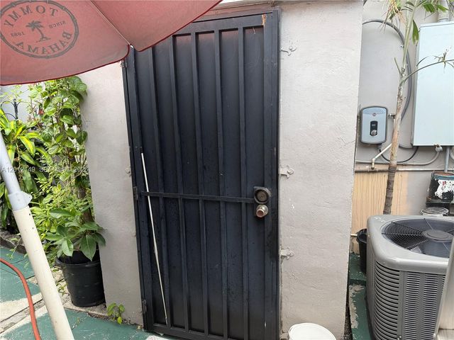2305 NE 135th Ter, North Miami Beach, FL 33181