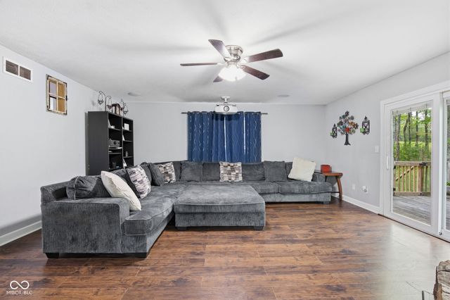 6804 Erika Lane, Nashville, IN 47448