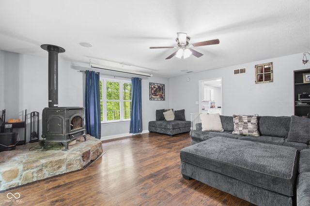6804 Erika Lane, Nashville, IN 47448