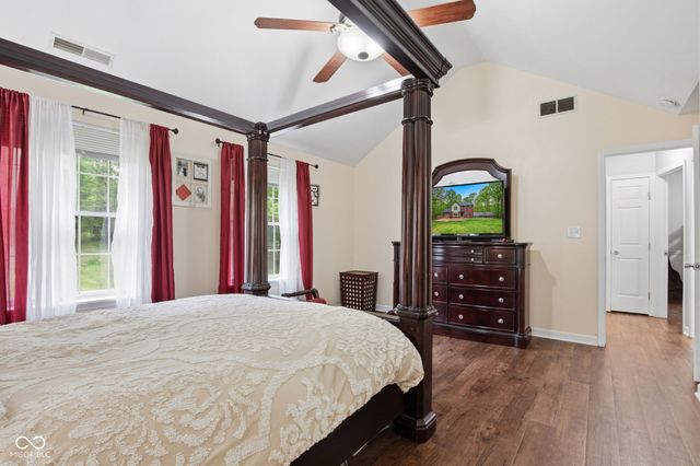6804 Erika Lane, Nashville, IN 47448