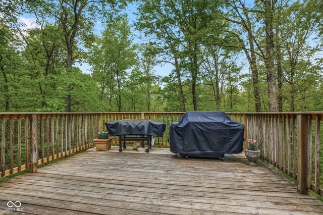 6804 Erika Lane, Nashville, IN 47448