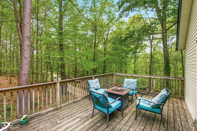 6804 Erika Lane, Nashville, IN 47448