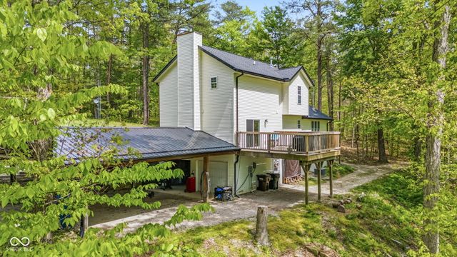 6804 Erika Lane, Nashville, IN 47448