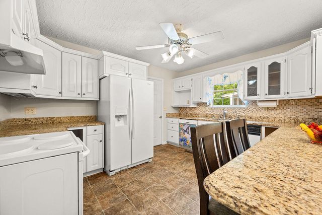 765 Lee Drive, Ringgold, GA 30736