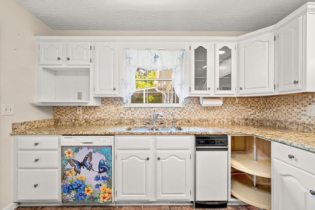 765 Lee Drive, Ringgold, GA 30736