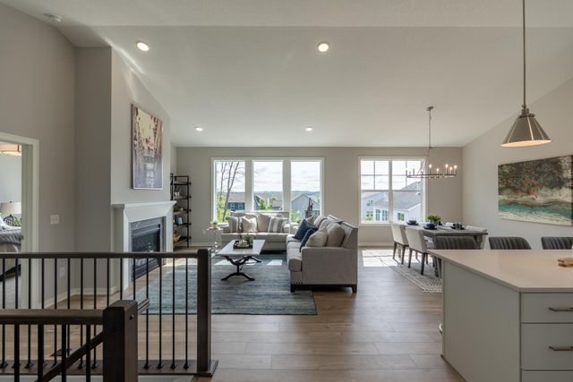 9184 62nd Street S, Cottage Grove, MN 55016