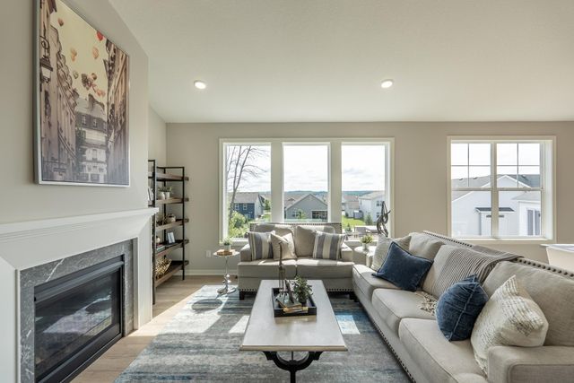 9184 62nd Street S, Cottage Grove, MN 55016