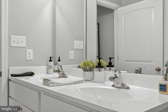 351 DONNA CT, Front Royal, VA 22630