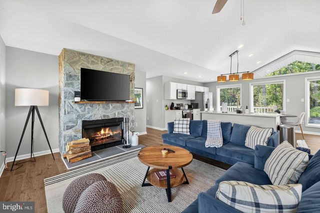 351 DONNA CT, Front Royal, VA 22630