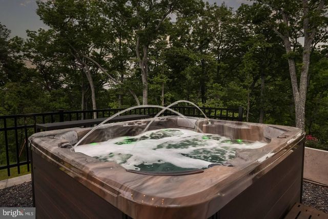 351 DONNA CT, Front Royal, VA 22630