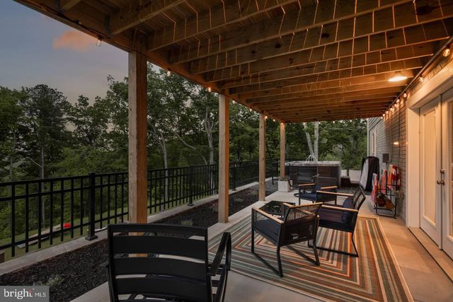 351 DONNA CT, Front Royal, VA 22630