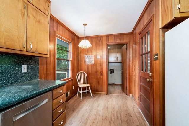 3854 Ridgewood SE Drive, Smyrna, GA 30080