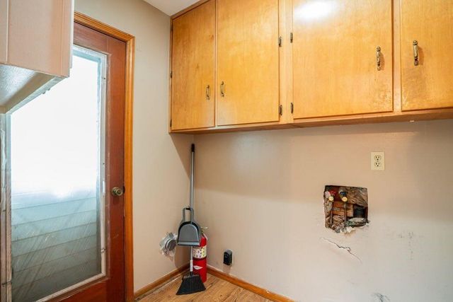 3854 Ridgewood SE Drive, Smyrna, GA 30080