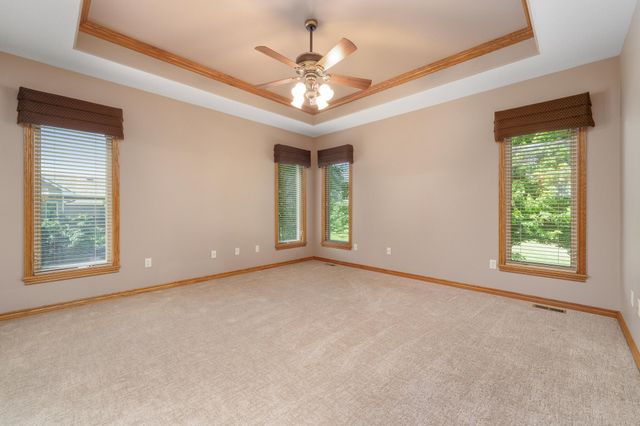 403 N Bailey Mae Ct, Valley Center, KS 67147