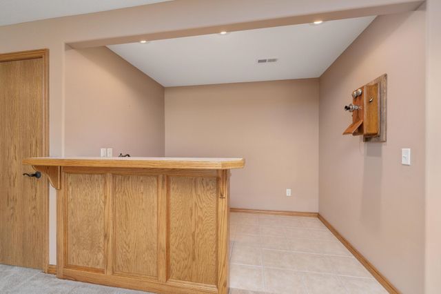 403 N Bailey Mae Ct, Valley Center, KS 67147