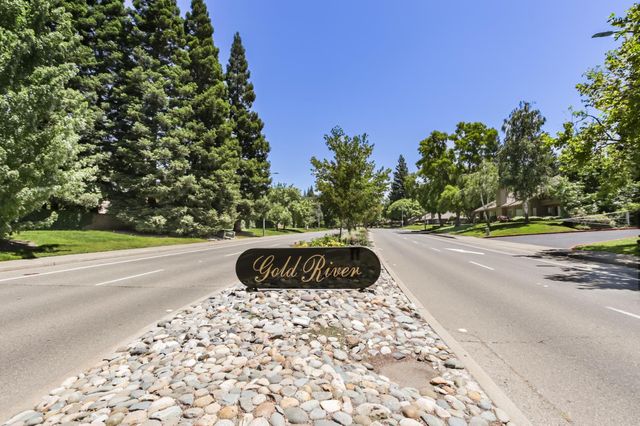 11348 Sabalo Ct, Gold River, CA 95670