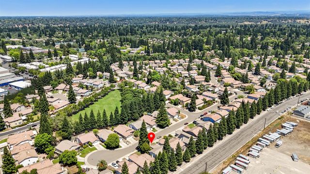 11348 Sabalo Ct, Gold River, CA 95670