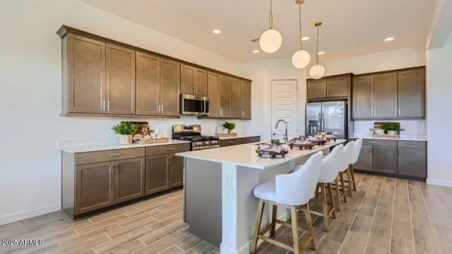 16833 W SMOKETREE Drive, Surprise, AZ 85387