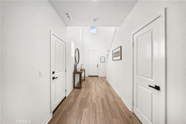 16680 Island Oak, Fontana, CA 92336