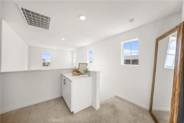 16680 Island Oak, Fontana, CA 92336
