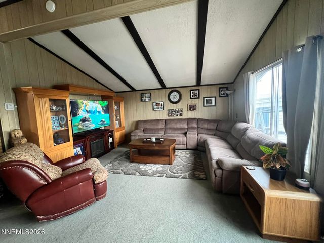 6125 Chimney Drive, Sun Valley, NV 89433