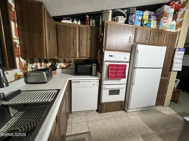 6125 Chimney Drive, Sun Valley, NV 89433