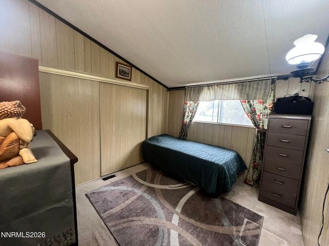 6125 Chimney Drive, Sun Valley, NV 89433