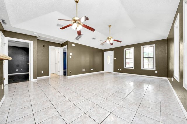 110 Denham Avenue, Pasadena, TX 77506