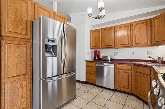 145 Wiltshire Cir, Monroeville, PA 15146