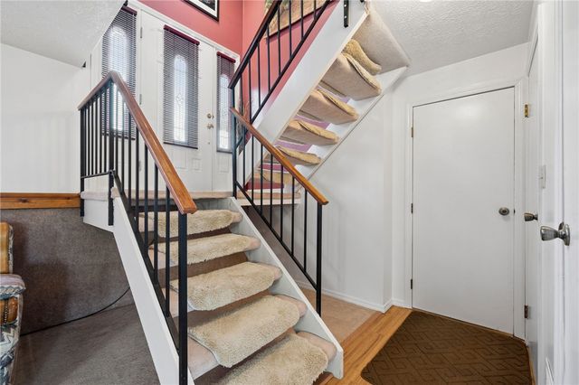 145 Wiltshire Cir, Monroeville, PA 15146