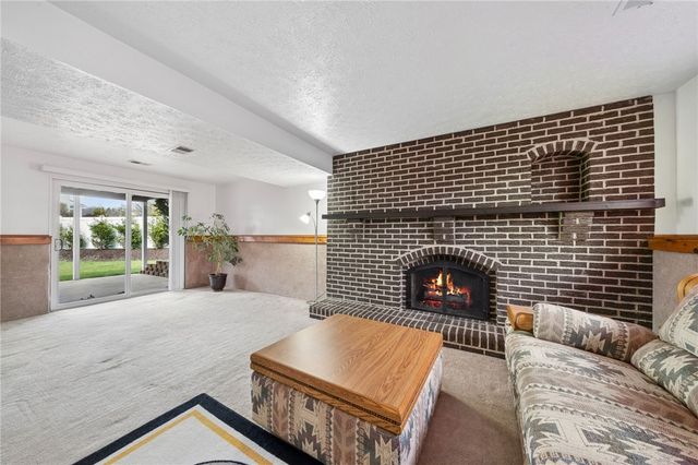 145 Wiltshire Cir, Monroeville, PA 15146