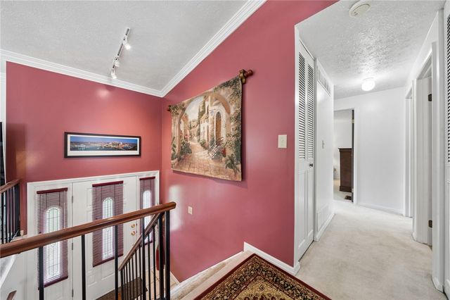 145 Wiltshire Cir, Monroeville, PA 15146