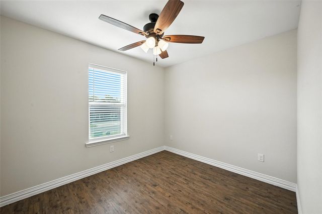 913 N Barrett Avenue, Denison, TX 75020