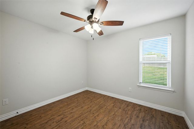 913 N Barrett Avenue, Denison, TX 75020