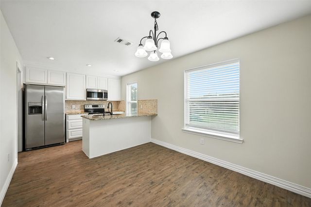913 N Barrett Avenue, Denison, TX 75020