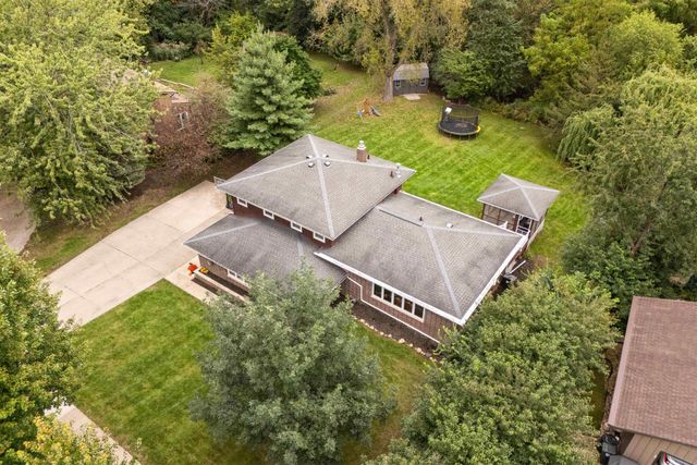 811 Oak Park Boulevard, Cedar Falls, IA 50613