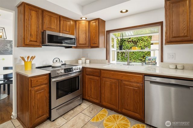 11510 27th Avenue SW, Burien, WA 98146