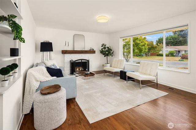 11510 27th Avenue SW, Burien, WA 98146