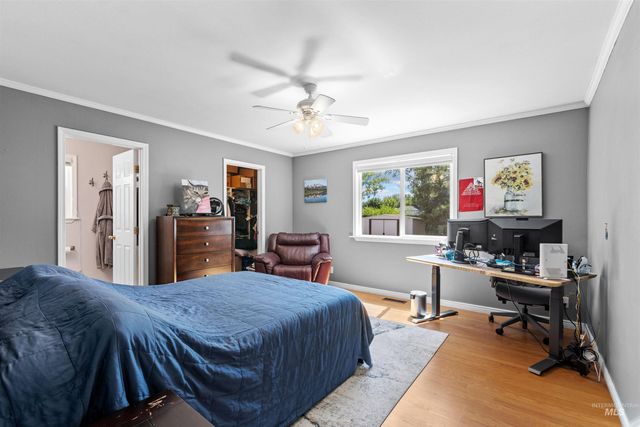 2599 N Old Stone Way, Meridian, ID 83646